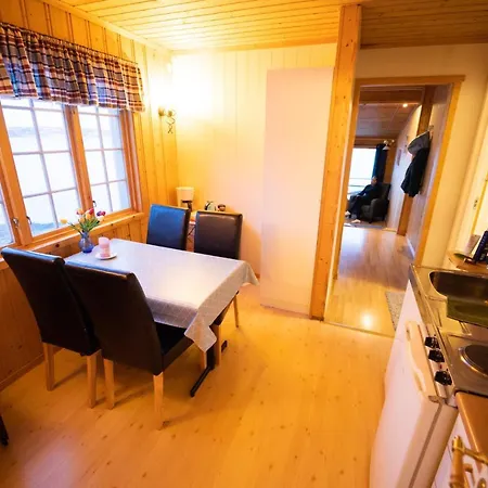 Bogen Hostel بيت شباب *