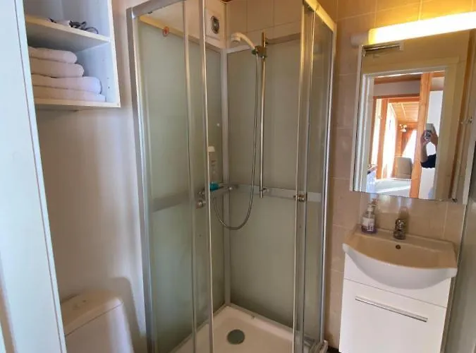 伯根旅馆 * 博根